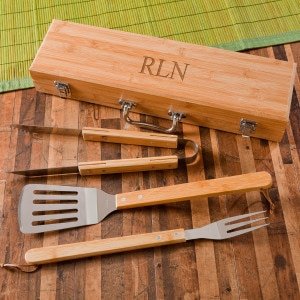 Perfect for backyard grill masters and tailgaters, this handy grill tool set is housed in a personalized case made from natural, high-quality bamboo.