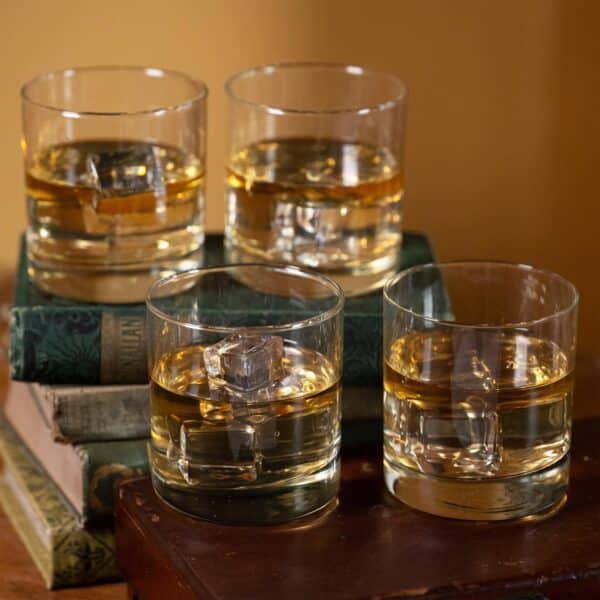 Groomsmen rocks glass set with no personalization