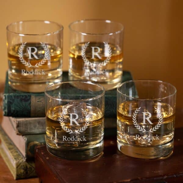 Groomsmen rocks glass set with laurel wreath design
