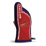 Reverse side of MLB Oven Mitt