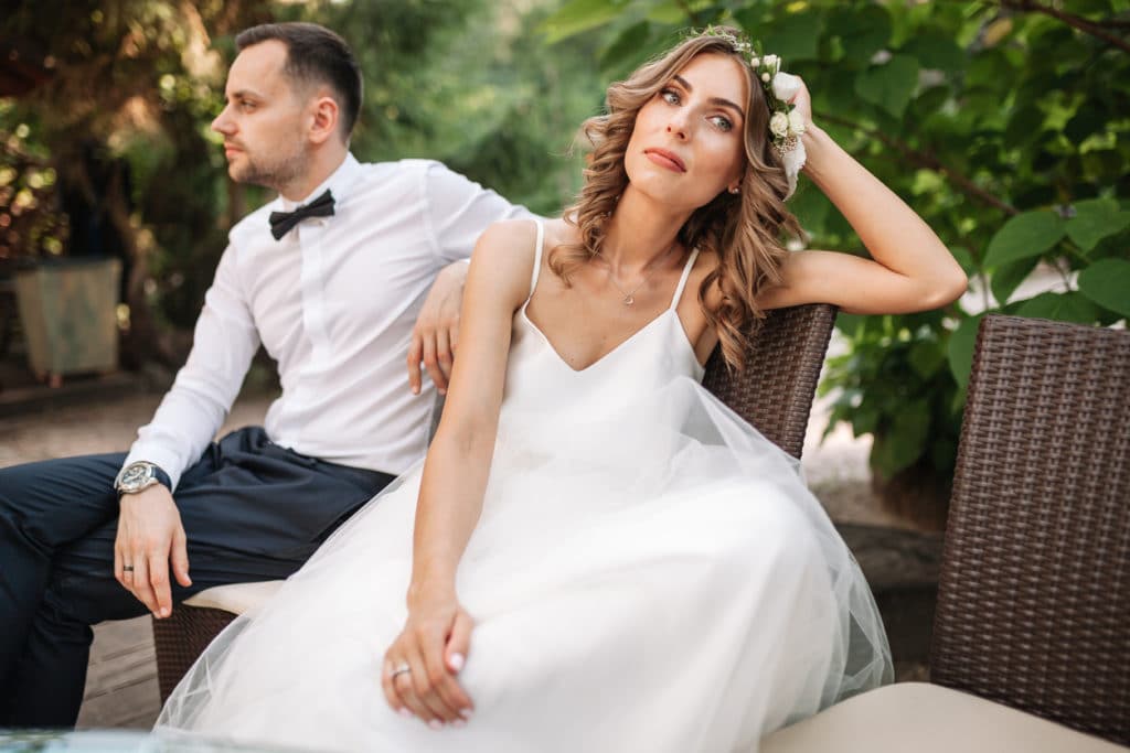 angry bride over wedding mc disrespecting her on her wedding day