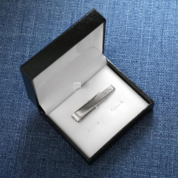 Gift box for engraved silver tie bar