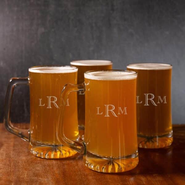 Groomsmen beer glasses with traditional monogram