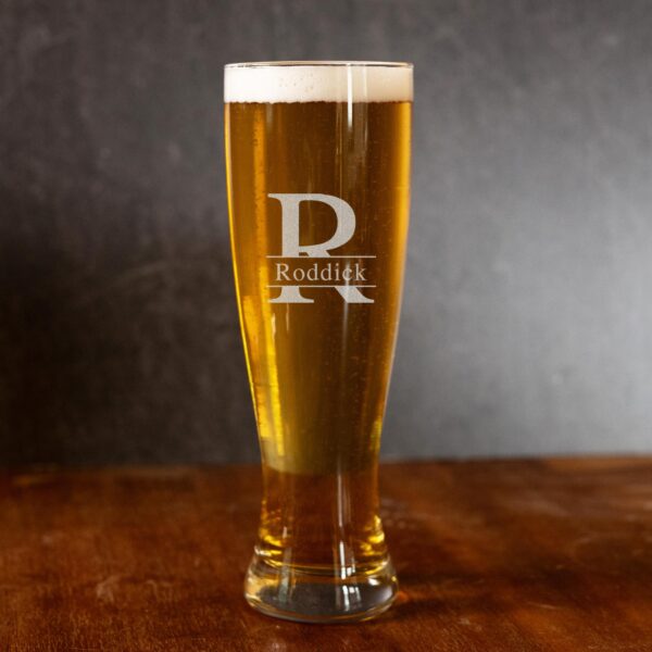 Groomsmen pilsner glass with split monogram design