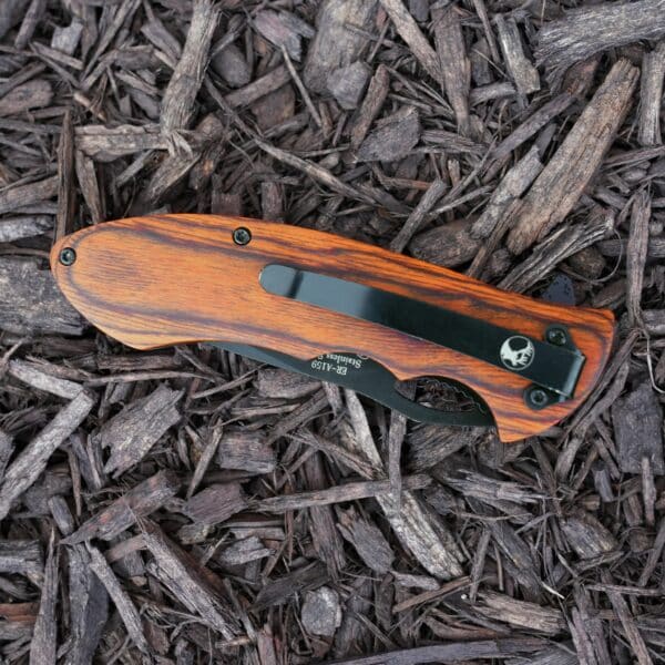 Close-up of the back of the Elk Ridge Trail Knife