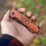 Elk Ridge Trail Knife – Closed – Held Alt
