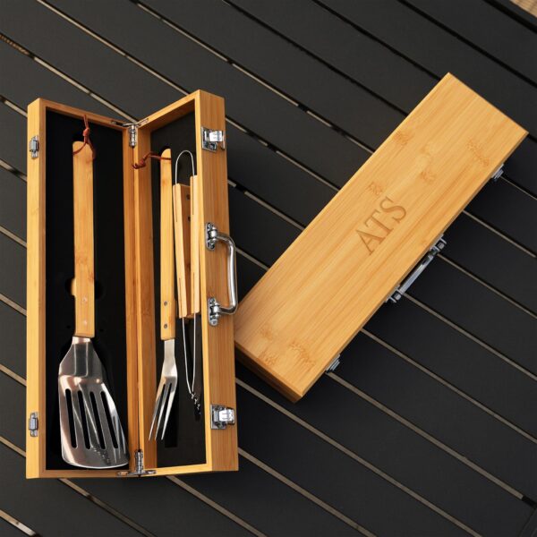 Groomsmen gift BBQ grilling set with personalized bamboo case for husbands, dads, boyfriends, and grill masters