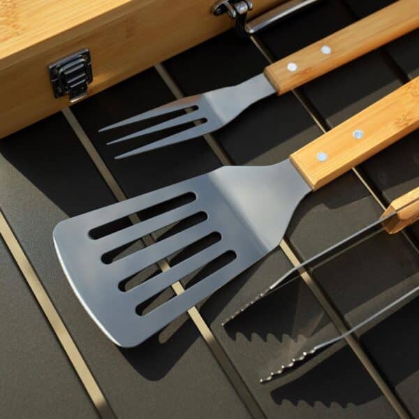 Personalized barbecue grilling set gift for groomsmen with premium bamboo case and professional grill accessories